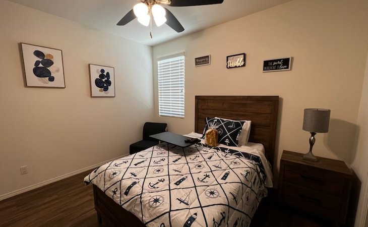 Menife Room 6